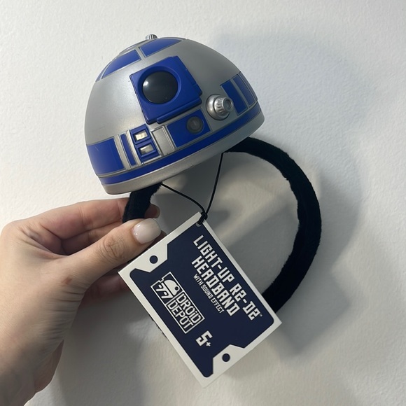 Disney Parks Light up Star Wars R2-D2 Headband